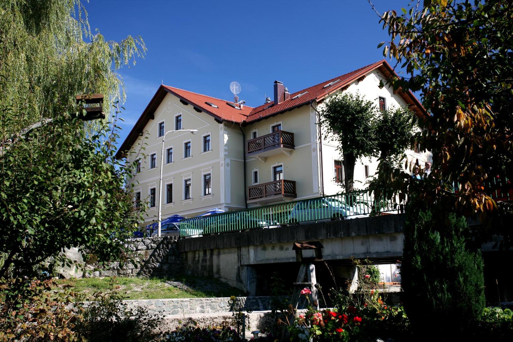 Hotel Bitoraj Fužine Exterior foto